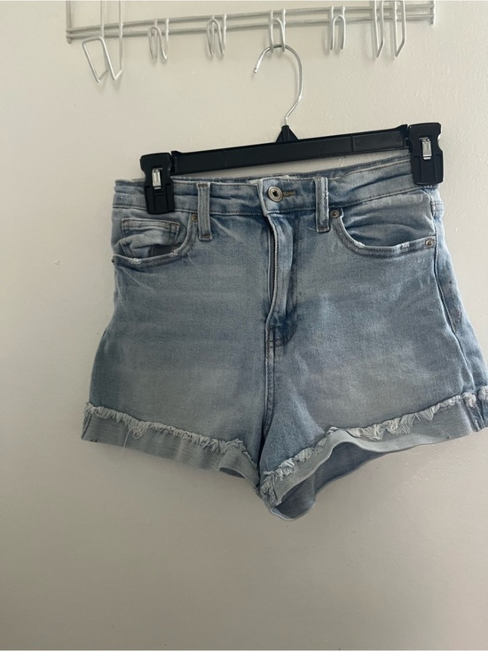 Re generation by celebrity Light Blue High-Rise Frayed Hem Denim Shorts